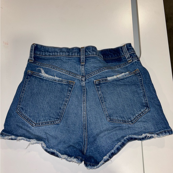 Abercrombie and Fitch ultra high rise mom short - Picture 2 of 2